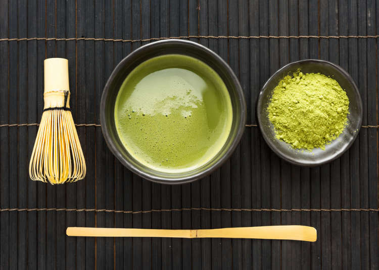 Comment préparer le thé vert matcha en poudre ?