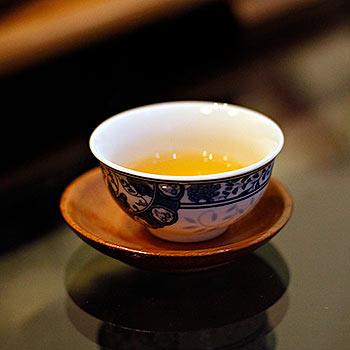 Préparer thé blanc de manière traditionnelle